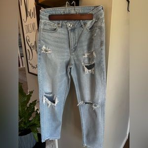 American Eagle Highest Rise Mom Jean